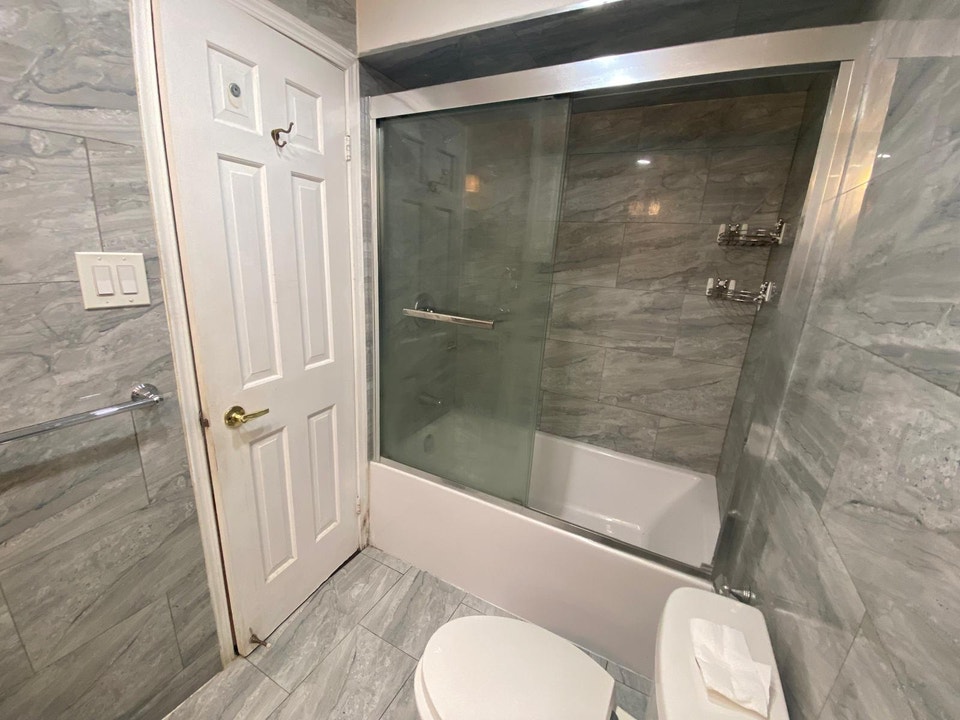 2250 including utilities-2 bhk home for rent 5
