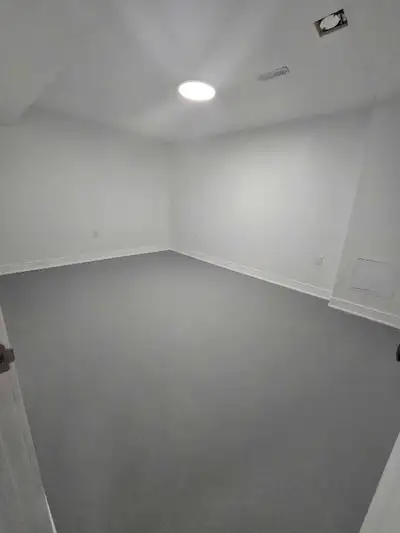 Private basement Room Available Rent