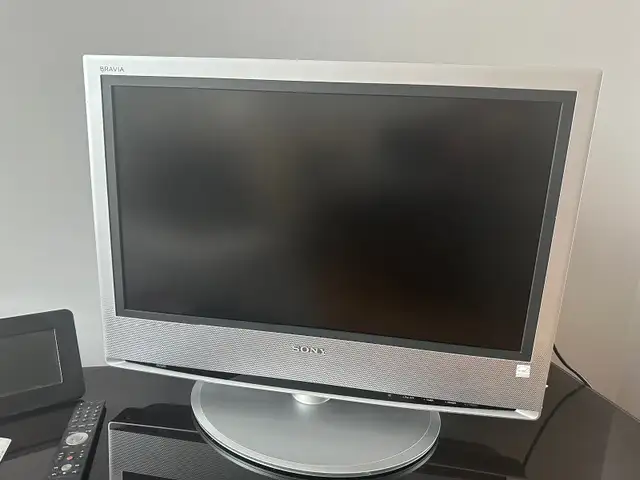 Sony TV in TVs in City of Montréal - Image 2