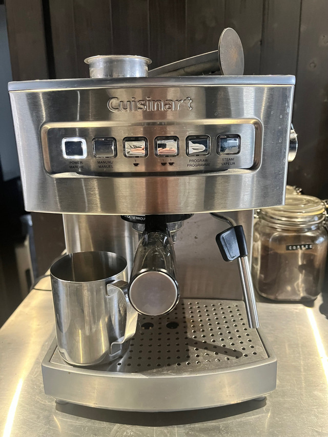 Cuisinart Expresso machine dans Machines à café  à Saguenay - Image 4