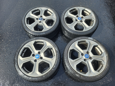 4 Mags 17 Pouces 4 × 108 avec Tpms Très Beau pour Ford Fiesta , Focus, Ecosport ( Rim, Jante, Roue)*...