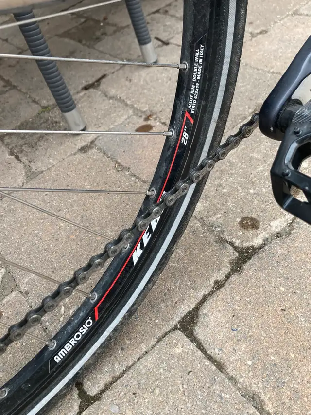 Marinoni touring bike in Road in Kingston - Image 9