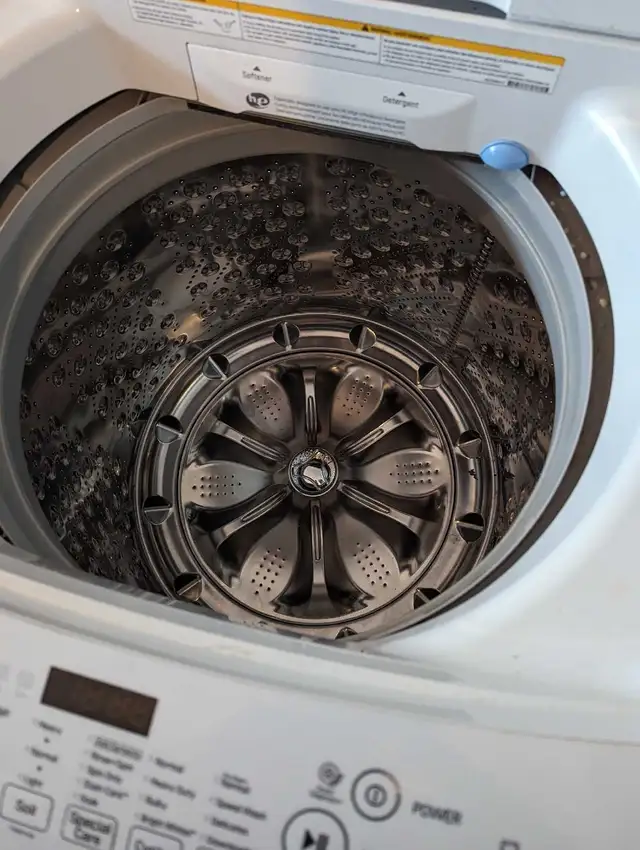 laveuse LG in Washers & Dryers in City of Montréal - Image 4