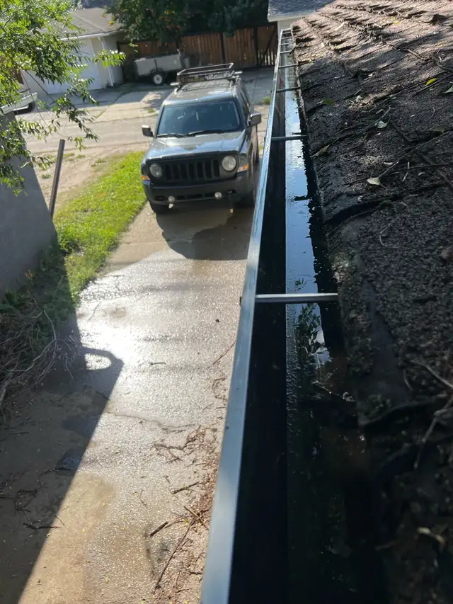 gutter and downspouts cleaning 545245149435023361