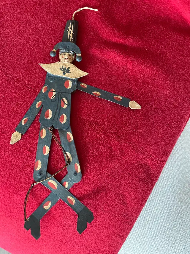 Vintage Tin/Wood Marionette Puppet in Arts & Collectibles in Oakville / Halton Region - Image 2