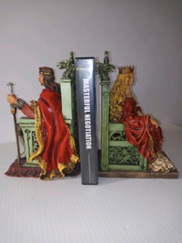 Zemeno King & Queen Bookends 8" H x 5" W x 5" L