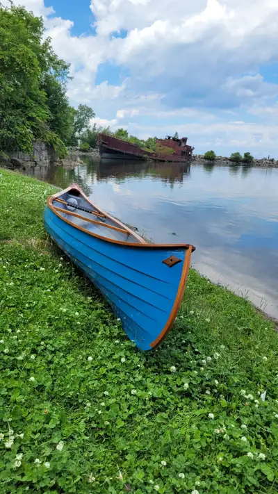 This canoe is the great Iain Oughtred’s “Beaver” design. It is plywood lapstrake in construction, on...