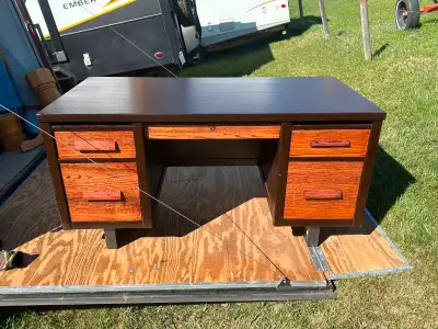 1 Large oak desk $80 1 Large oak desk $70 Oak swivel chair with arms $70 Oak swivel armless desk cha...