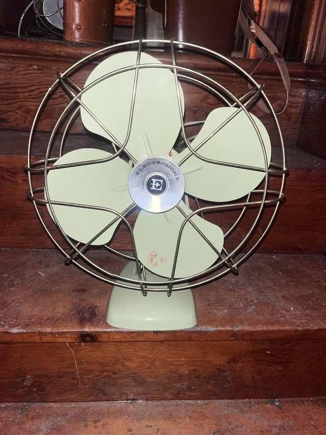 1950’s Fan in Arts & Collectibles in Owen Sound