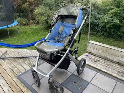 Uppababy Vista Stroller with bassinet , View more