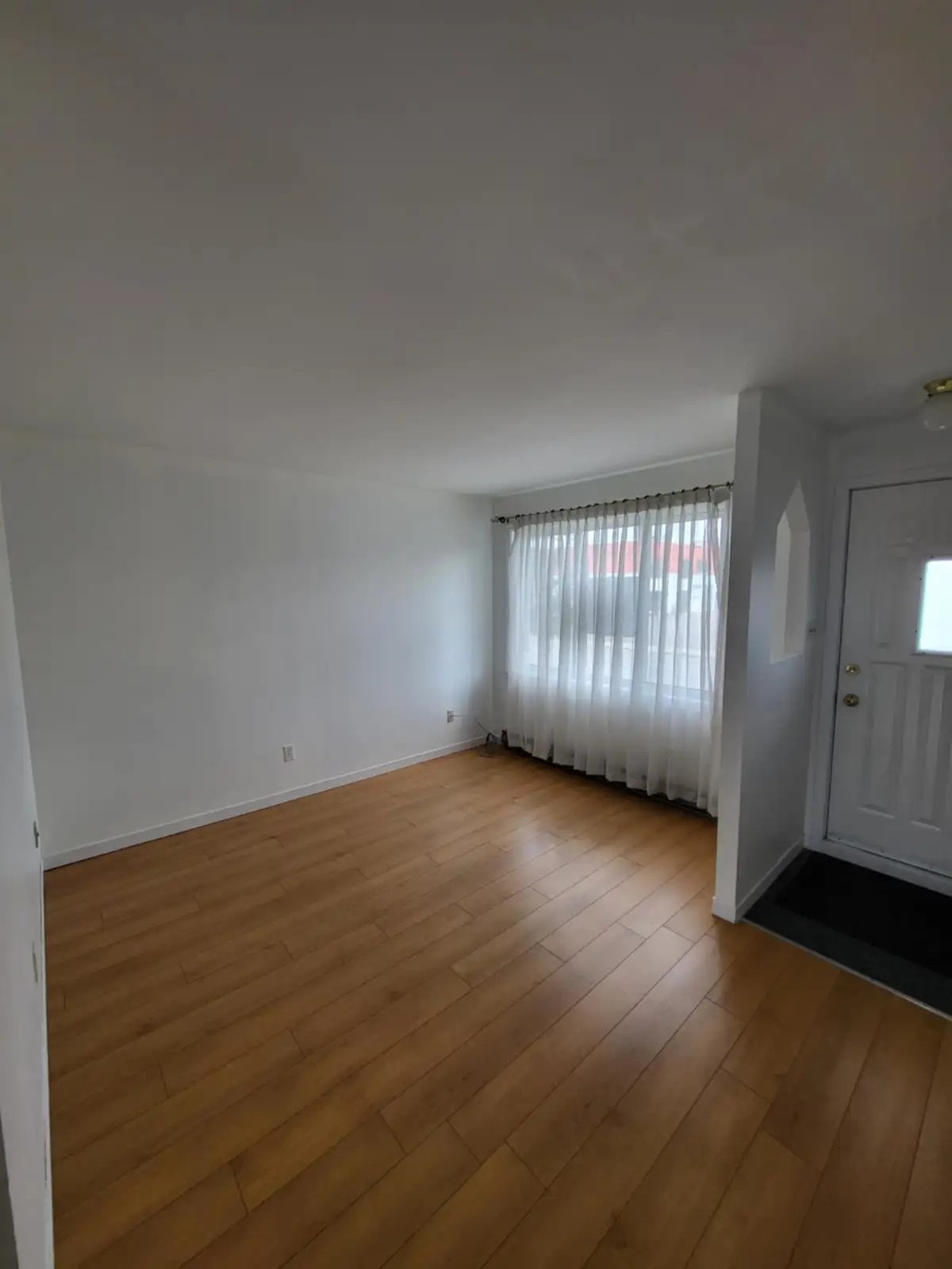 4 1/2 rénové – Laflèche, Saint‑Hubert — photo 3