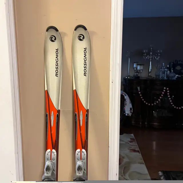 166 Rossignol  ski All mountain  with boots  in Ski in Markham / York Region - Image 5