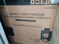 Freezer 7cu ft  **BRAND NEW**
