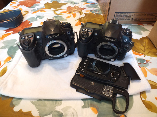 Two Fujifilm S5 Pro DSLR bodies for parts. Nikon F mount. in Cameras & Camcorders in St. Catharines