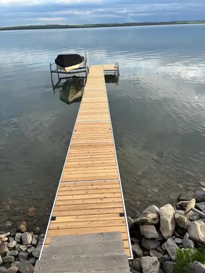 Advantage Docks is an Edmonton based business who specializes in Custom Boat Dock/Pier manufacturing...