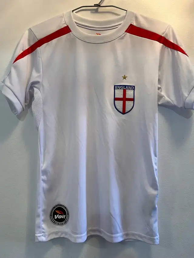 NEW — England Team Jersey — Football Soccer Euro Size Small 