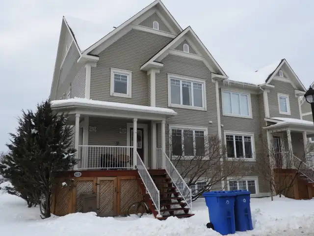 LOGEMENT  5 1/2  a LOUER (3 chambres ) 1875$ par mois