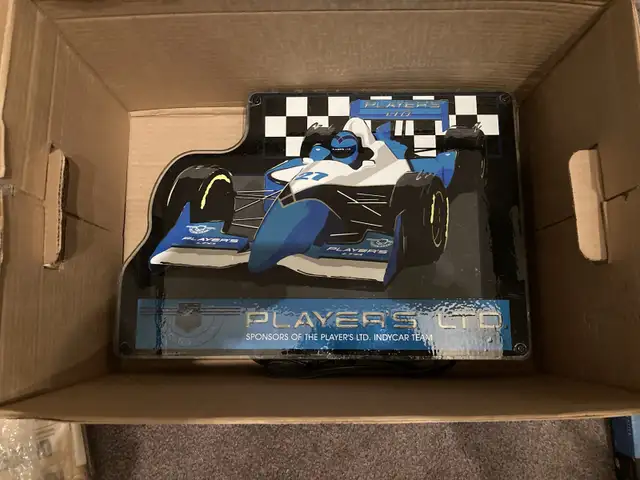 Enseigne Player’s Racing Team in Arts & Collectibles in Laurentides - Image 4