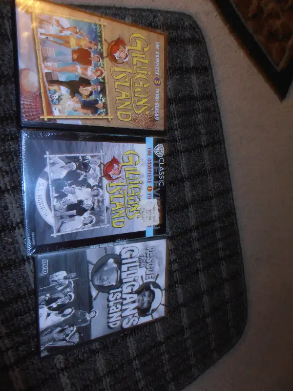Get Smart or Gilligans Island collections$15setTrade4 bikeIPHONE in CDs, DVDs & Blu-ray in Ottawa - Image 9