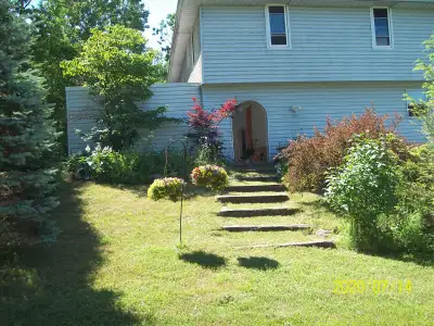 Country Living Large 1BDM could have been a 2 bdm at the end of the road surrounded by hundreds of a...