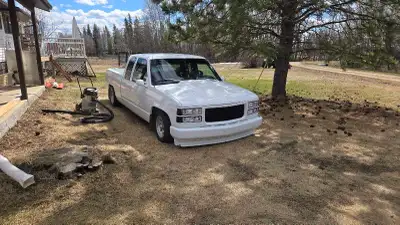 Paint last year haven't drove it much tires are good Kenwood stereo service has been done was inspec...