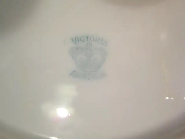 Queen Mary & King George V ~ Smaller Plate ~ Made in Austria in Arts & Collectibles in Winnipeg - Image 7