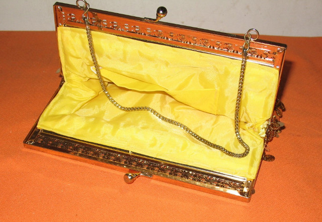 Ladies Hand Purse /Bag With Gold Sequence - Hand Made- Lot001 in Women's - Bags & Wallets in Edmonton - Image 4
