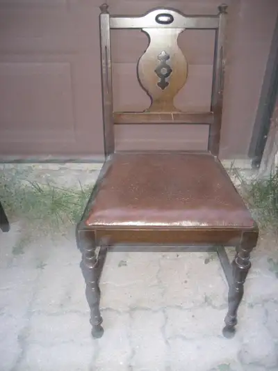 2 Antique 1/4 Cut Oak Dining Room Side Chairs, View more