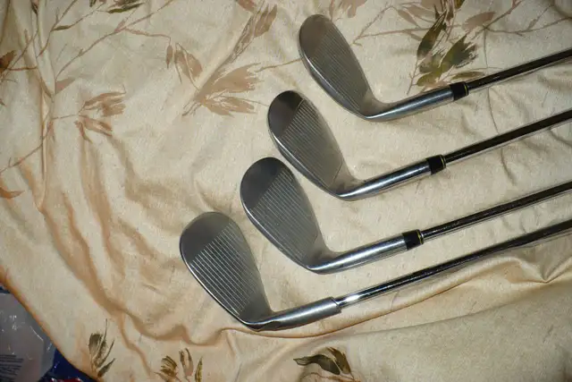 RH golf wedges-read ad in Golf in Mississauga / Peel Region - Image 5
