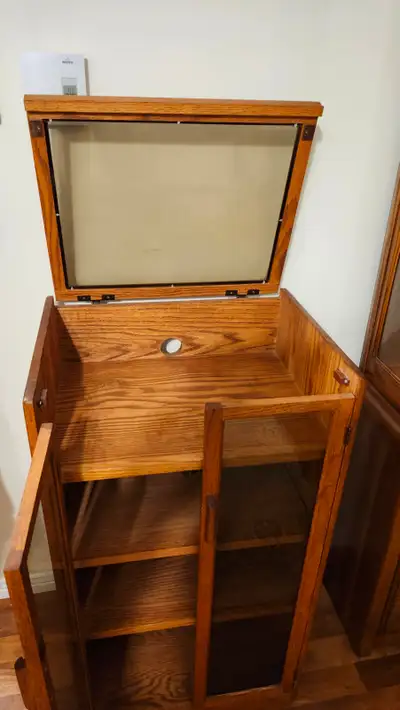 Meuble audio en bois massif., View more