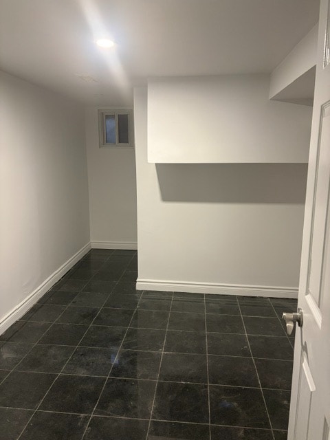4 Bedroom Apartment Near U of T 5