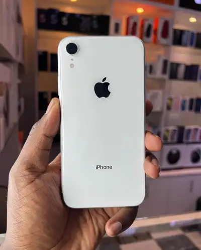 IPhone XR (64GB) 100% Battery Health White Color, View more