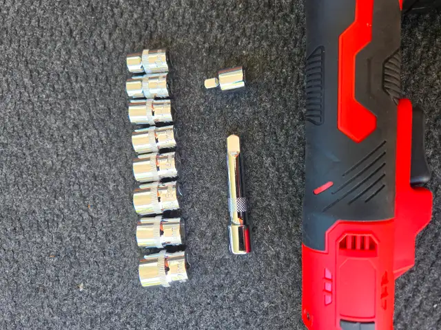 Cordless Electric Ratchet Wrench with Battery for Milwaukee m18 in Power Tools in City of Toronto - Image 3