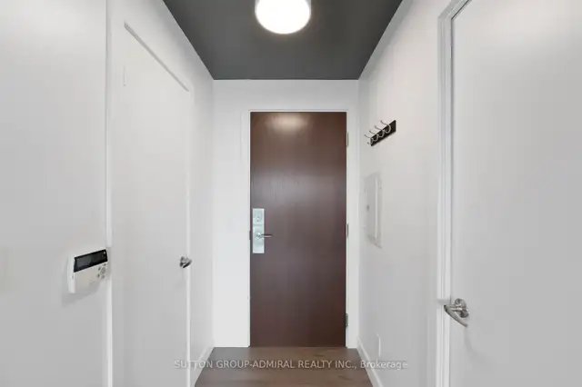 Studio apartment in Liberty Village with Huge Balcony63860084055553123