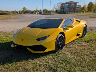 Lamborghini Huracan LP 610-4 Spyder HAS EVERY SINGLE FACTORY OPTIONS AVAILABLE This Car One of Kind...