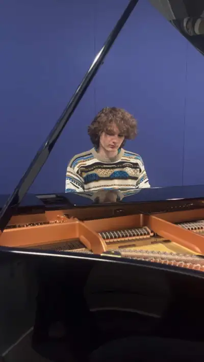 Free Trial Lesson - Etobicoke/Toronto At Home Piano Lessons, View more