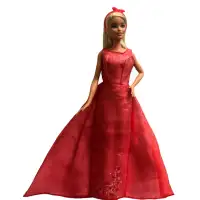 Poupée Barbie en robe fiançailles, de bal ou soirée