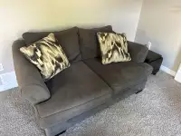 Love seat