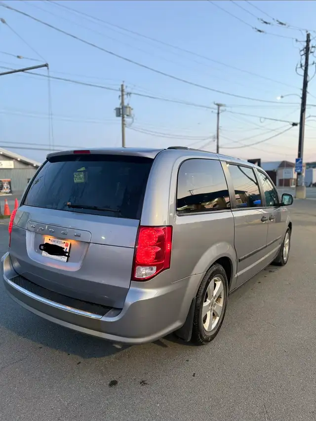 Dodge caravan 520332021712168962