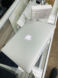 Apple Macbook pro A1707