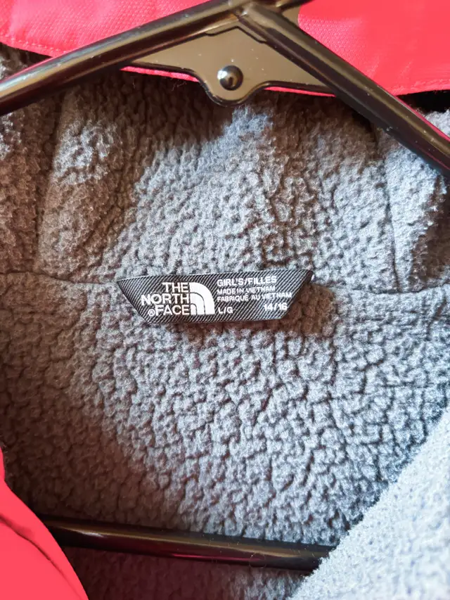 The North Face Girls Jacket ( L/G, 14/16 ) PU@Terwillegar area in Kids & Youth in Edmonton - Image 3