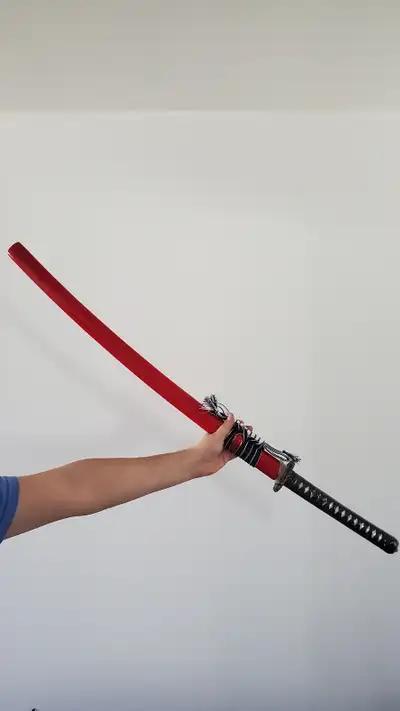 Brand New! Still oiled and in perfect condition. 28 inch long and 40 inches total length. 1.25kg tot...