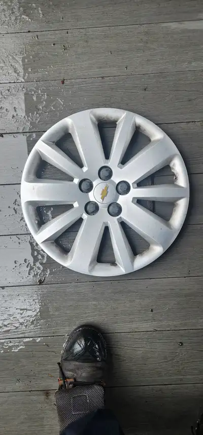 4 enjoliveurs pour chevrolet cruze 2011 16 pouces