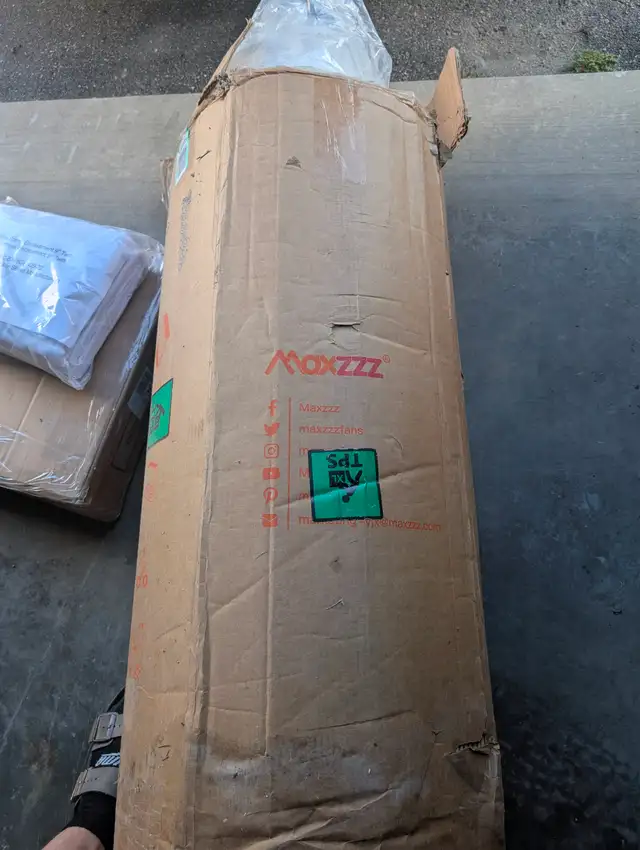 NEW - Twin bed metal frame, mattress, mattress cover in Beds & Mattresses in Kitchener / Waterloo - Image 8