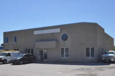 BUILDING FOR SHOP/WAREHOUSE with 3 ACRES OPEN STORAGE.