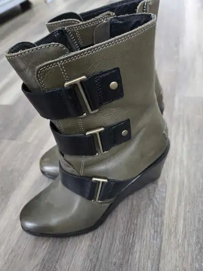 Bottes Sorel 7,5, View more