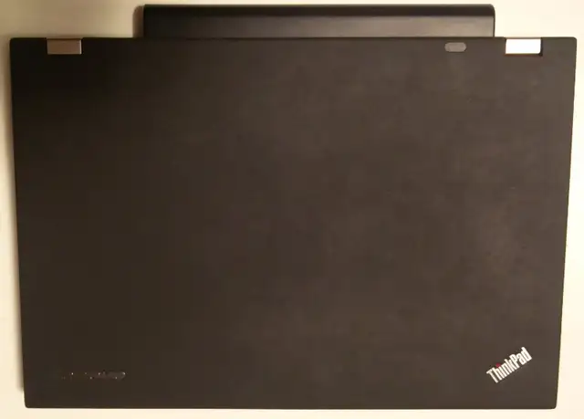 Lenovo ThinkPad Laptop in Laptops in City of Montréal - Image 4