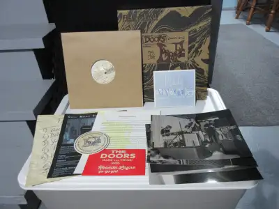 COLLECTION DU GROUPE THE DOORS, View more
