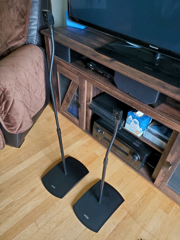 Adjustable Omage Speaker Stands For Smaller Bookshelf Speakers