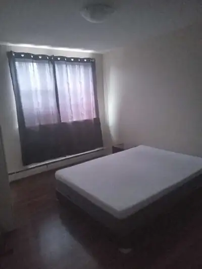 Big room for rent $750
